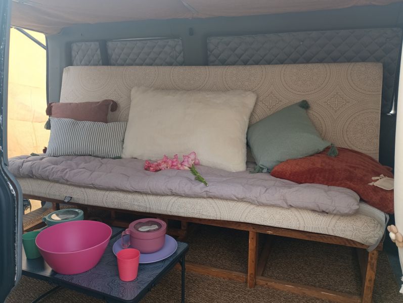 En venta Volkswagen Caravelle  Azul 1995 Segovia foto 3