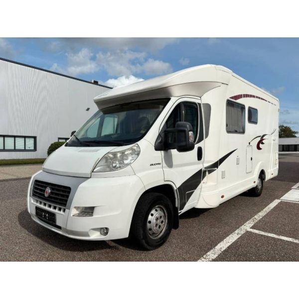 En venta Eura Mobil Eura Mobil Profila 670SB Blanco 2012 Palencia foto 15