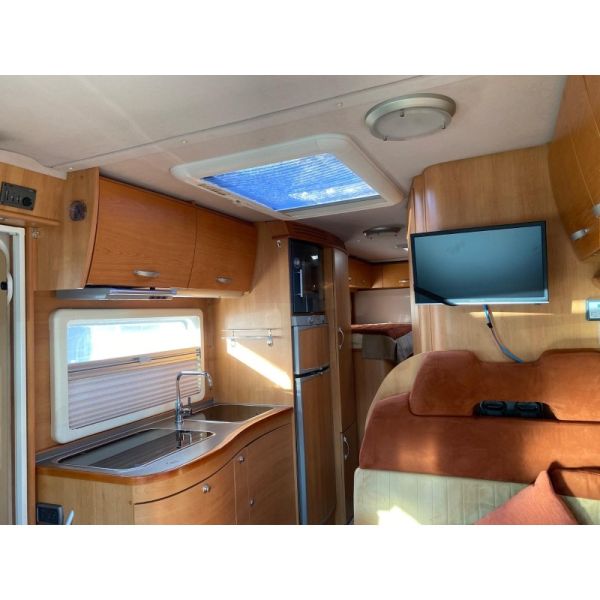 En venta Eura Mobil Eura Mobil T700 EB - Typ 112 - 1.Hd - 49.TKM - Scheckhef Beige 2009 Palencia foto 10