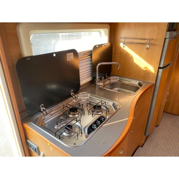 En venta Eura Mobil Eura Mobil T700 EB - Typ 112 - 1.Hd - 49.TKM - Scheckhef Beige 2009 Palencia foto 14