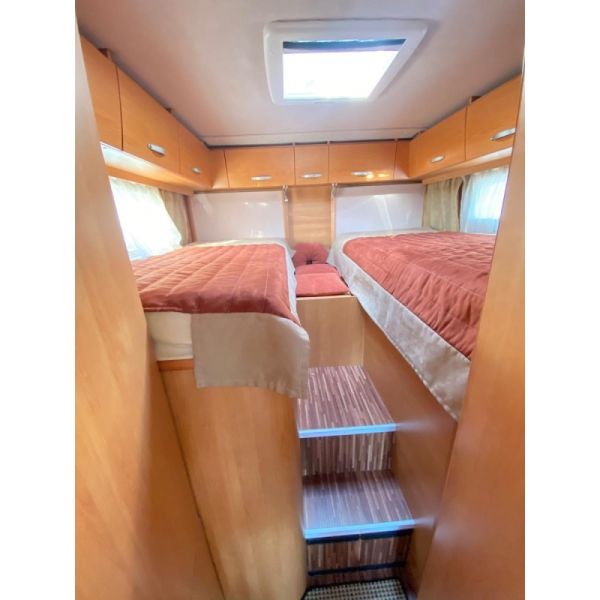 En venta Eura Mobil Eura Mobil T700 EB - Typ 112 - 1.Hd - 49.TKM - Scheckhef Beige 2009 Palencia foto 17