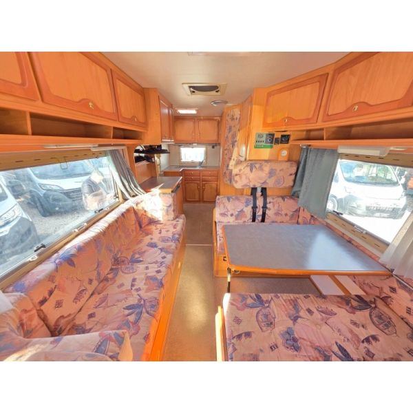 En venta Eura Mobil Eura Mobil 606 LS*MERCEDES 312D Beige 1999 Palencia foto 8