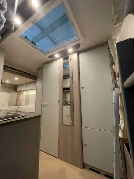 En venta Bürstner PREMIO PLUS 440 TK Blanco 2025 Álava foto 13