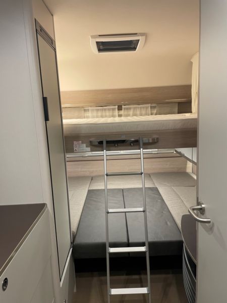 En venta Bürstner PREMIO PLUS 440 TK Blanco 2025 Álava foto 17