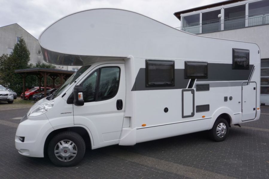 En venta Bürstner  Argos Time 670  Blanco 2014 Madrid foto 1