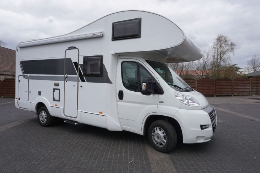 En venta Bürstner  Argos Time 670  Blanco 2014 Madrid foto 2