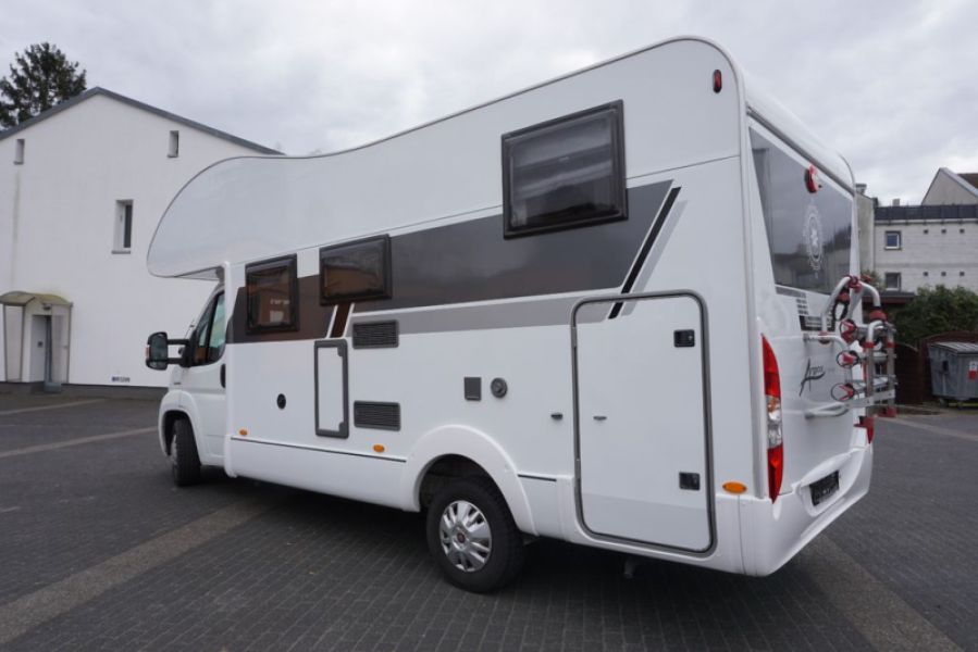 En venta Bürstner  Argos Time 670  Blanco 2014 Madrid foto 3