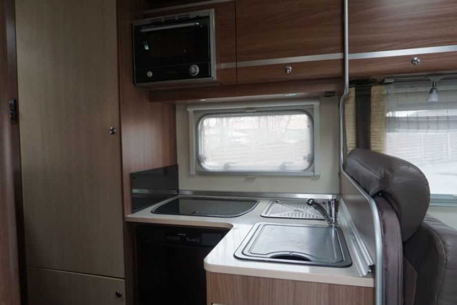 En venta Bürstner  Argos Time 670  Blanco 2014 Madrid foto 15