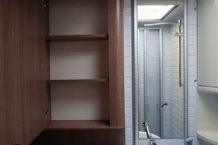 En venta Bürstner  Argos Time 670  Blanco 2014 Madrid foto 18