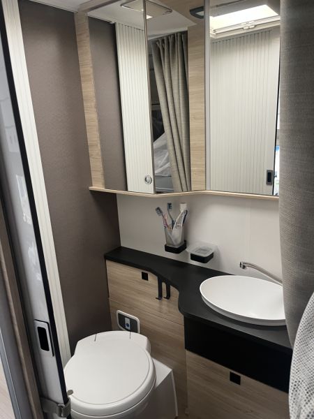 En venta Challenger 396 START EDITION Blanco 2022 Barcelona foto 7