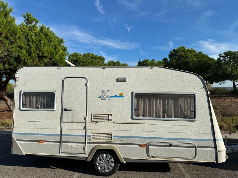 En venta Knaus Modelo  Blanco 1999 Alicante foto 1