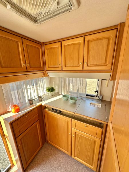 En venta Knaus Modelo  Blanco 1999 Alicante foto 4