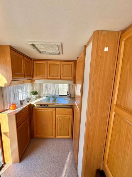 En venta Knaus Modelo  Blanco 1999 Alicante foto 5