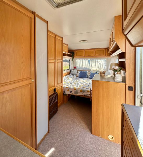 En venta Knaus Modelo  Blanco 1999 Alicante foto 6