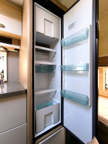 En venta Bürstner Bürstner Premio 495 TK Blanco 2017 Madrid foto 11