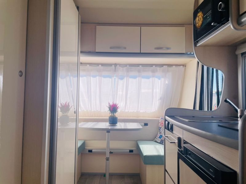 En venta Across Caravana Across Car Premium 331 Blanco 2022 Madrid foto 7