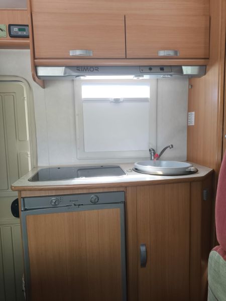 En venta Rimor ARF 54S3 Blanco 2006 Madrid foto 9