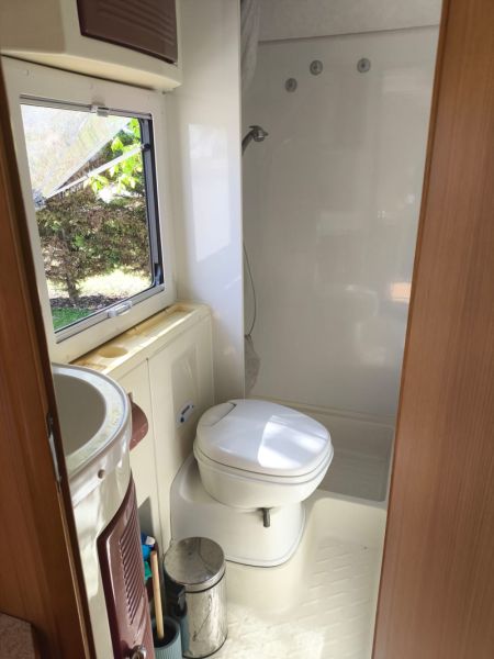 En venta Rimor ARF 54S3 Blanco 2006 Madrid foto 11