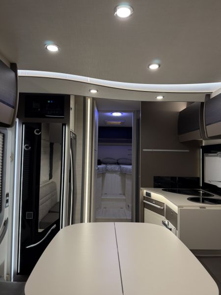 En venta Challenger MAGEO 387 GA Blanco 2021 Barcelona foto 5