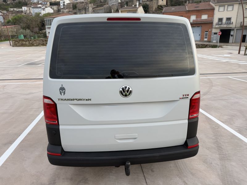 En venta Volkswagen Transporter Gris 2018 Ávila foto 3