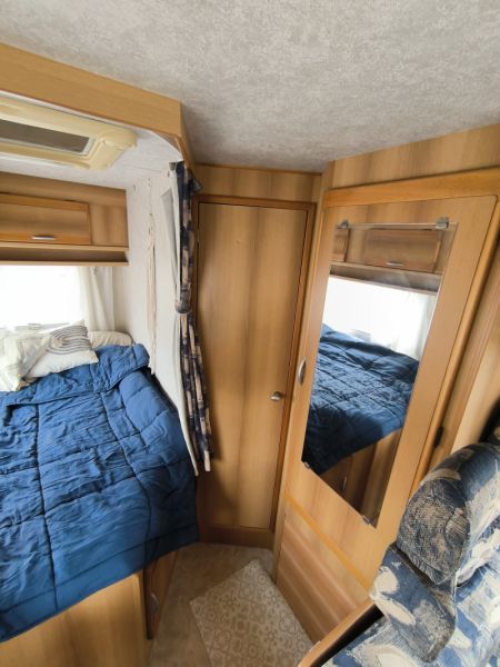 En venta Mercedes-Benz RIMOR Blanco 2002 Las Palmas foto 3