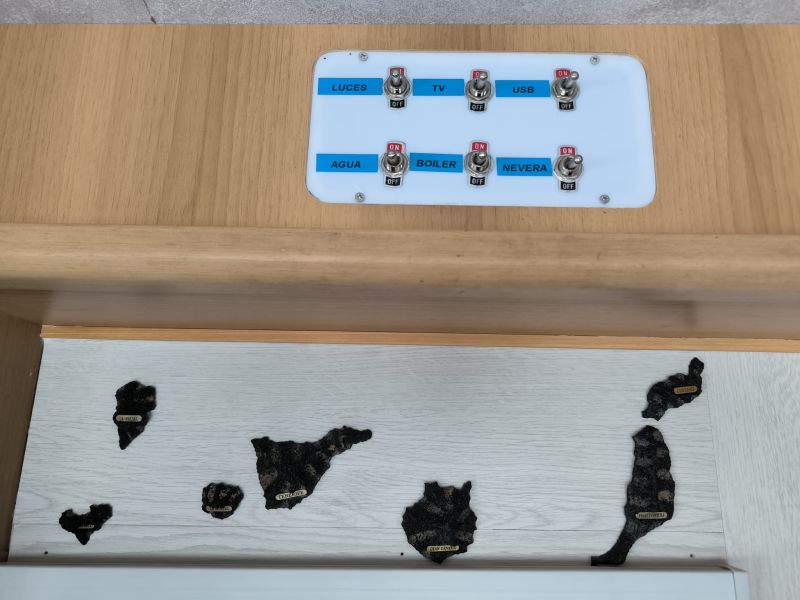 En venta Mercedes-Benz RIMOR Blanco 2002 Las Palmas foto 6