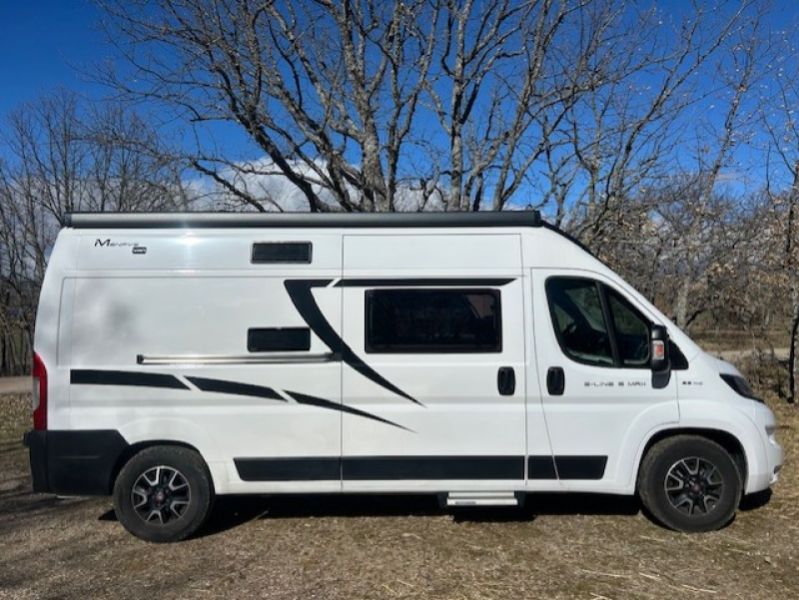 En venta Fiat MCLOUIS - MENFYS 3 S-LINE MAXI Blanco 2021 Soria foto 4