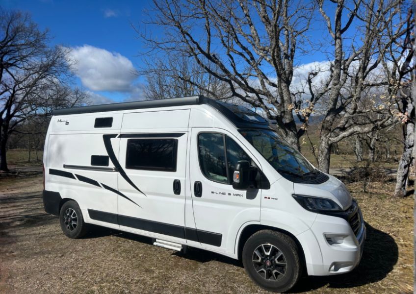 En venta Fiat MCLOUIS - MENFYS 3 S-LINE MAXI Blanco 2021 Soria foto 1