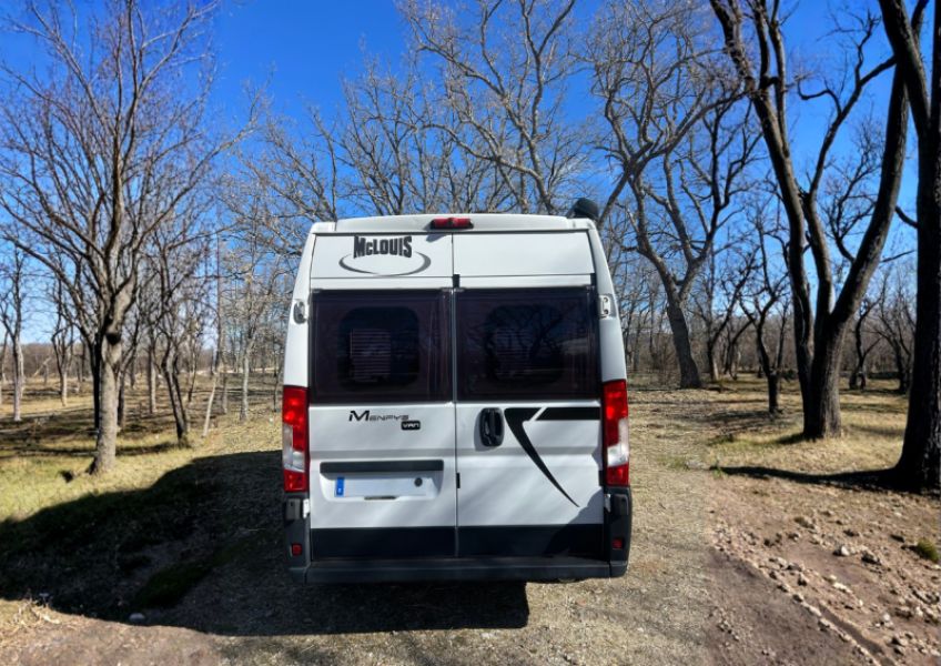 En venta Fiat MCLOUIS - MENFYS 3 S-LINE MAXI Blanco 2021 Soria foto 2