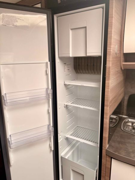 En venta Knaus SPORT 500 QDK Blanco 2021 Barcelona foto 7