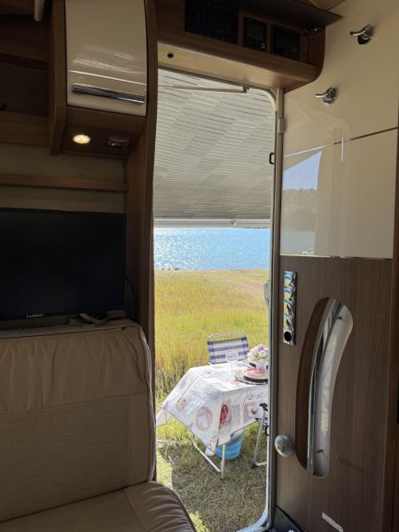 En venta Carthago Carthago C-Tourer Beige 2020 Castellón foto 7