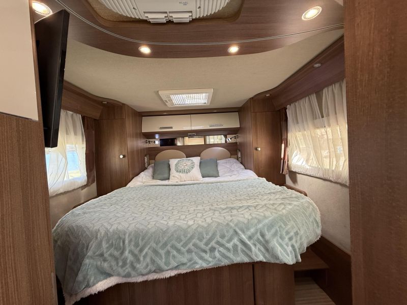 En venta Carthago Carthago C-Tourer Beige 2020 Castellón foto 11