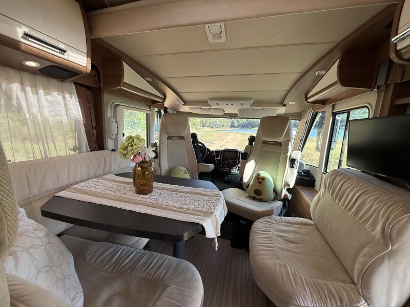 En venta Carthago Carthago C-Tourer Beige 2020 Castellón foto 15