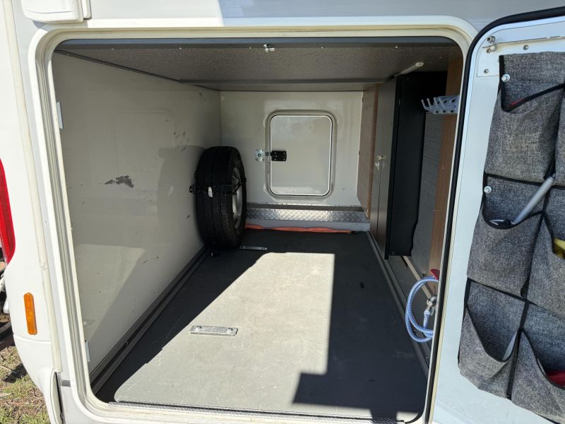 En venta Carthago Carthago C-Tourer Beige 2020 Castellón foto 17