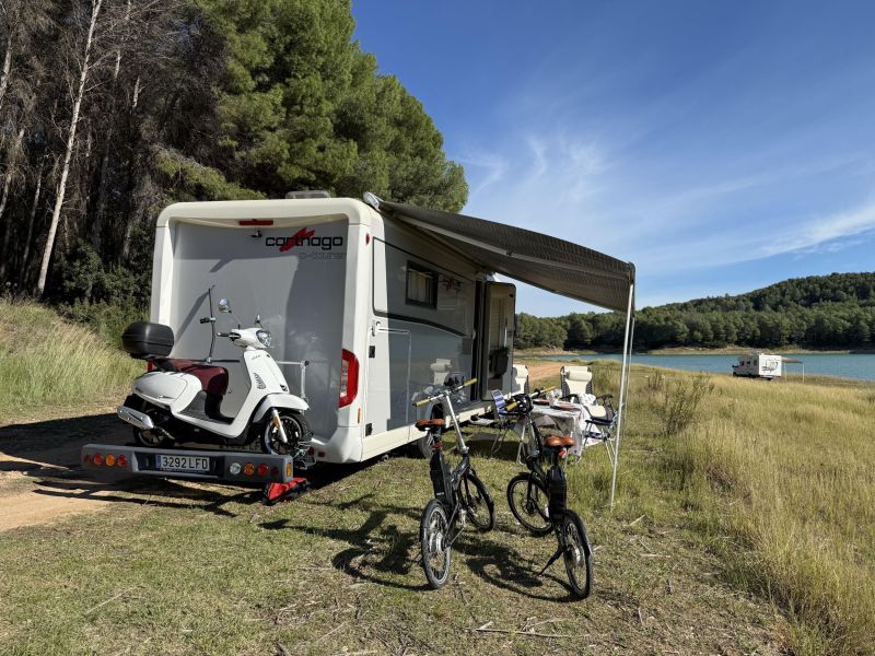 En venta Carthago Carthago C-Tourer Beige 2020 Castellón foto 21