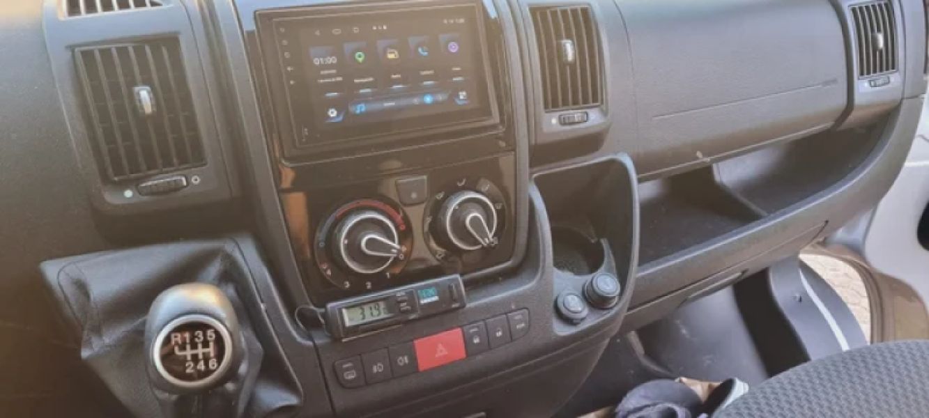 En venta Westfalia ducato westfalia columbus Gris 2012 Guipúzcoa foto 6