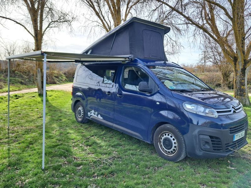 En venta Citroën Jumpy  Azul 2017 Burgos foto 2