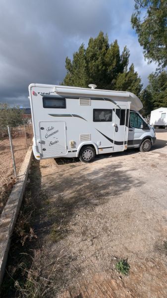En venta Benimar Tessoro 440Up Blanco 2023 Alicante foto 2
