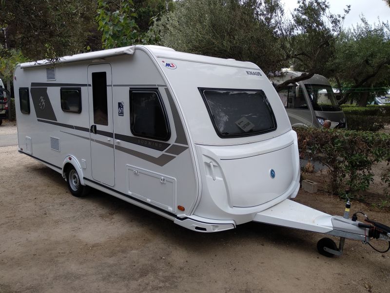 En venta Knaus Caravana Knaus Südwind 580 QS 60 Aniversario(2022) Blanco 2022 Tarragona foto 1