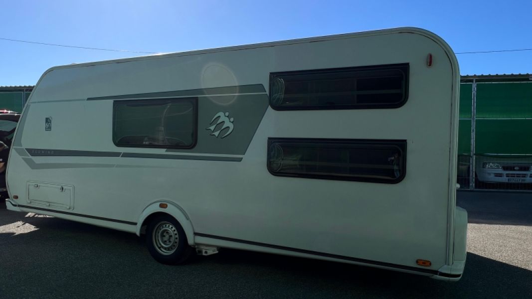 En venta Knaus Caravana Knaus Südwind 580 QS 60 Aniversario(2022) Blanco 2022 Tarragona foto 2
