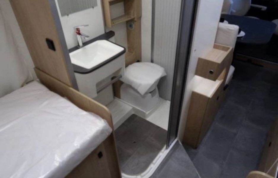 En venta Citroën Citroën Jumper Campervan Blanco 2022 Tarragona foto 5