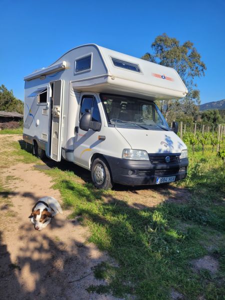 En venta CI International Riviera 130 Blanco 2004 Barcelona foto 2