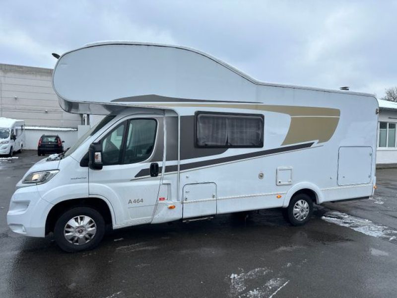 En venta Carado A 464  Blanco 2018 Madrid foto 1