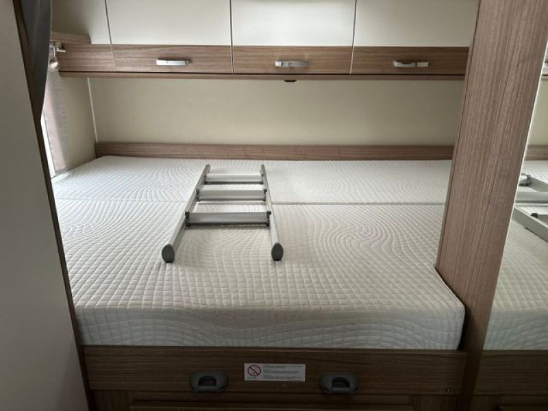 En venta Carado A 464  Blanco 2018 Madrid foto 11