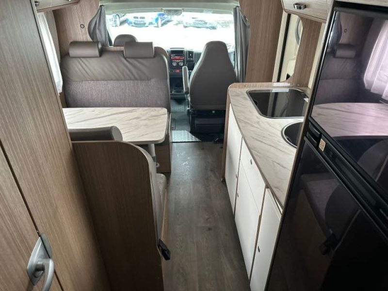 En venta Carado A 464  Blanco 2018 Madrid foto 15