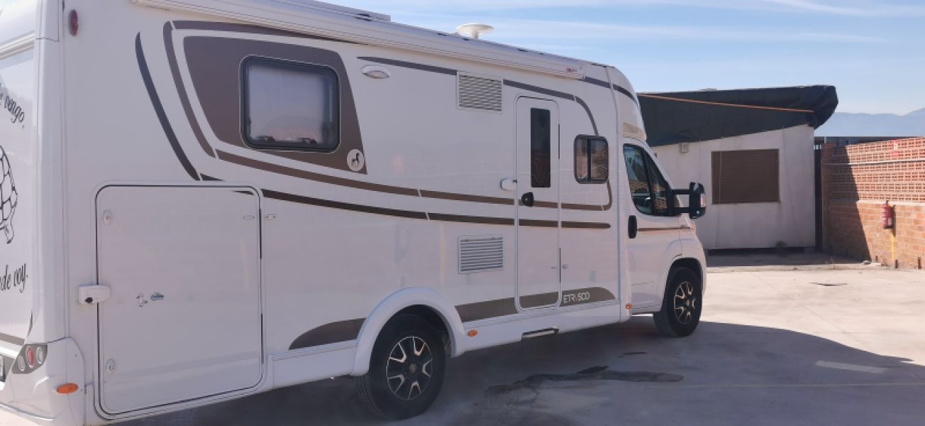 En venta Etrusco QBC 7400 Blanco 2021 Málaga foto 2