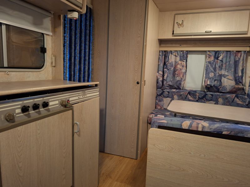 En venta Caravelair Silver 395 Blanco 1997 Cantabria foto 12