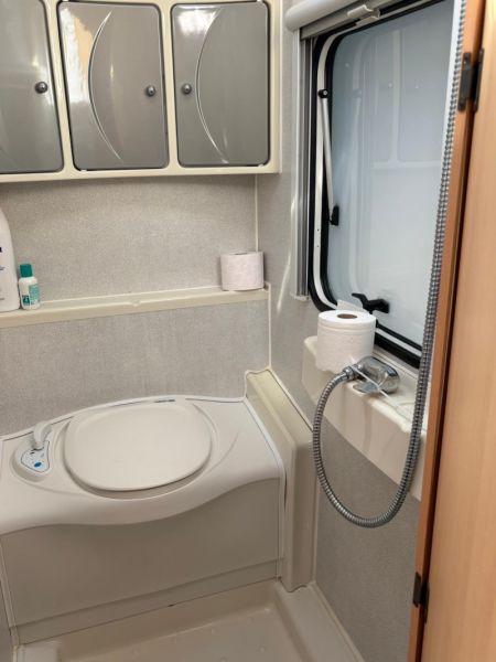 En venta TEC Travel King 580 TKM Blanco 2005 Barcelona foto 5