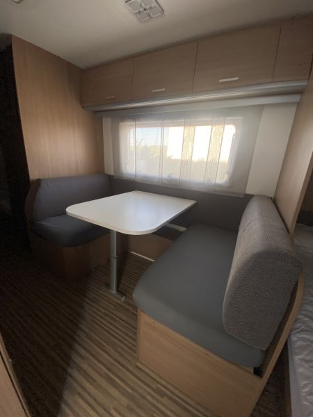 En venta Adria Aviva 495 LX Blanco 2015 Tarragona foto 2