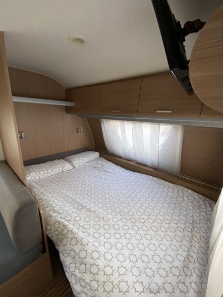 En venta Adria Aviva 495 LX Blanco 2015 Tarragona foto 10